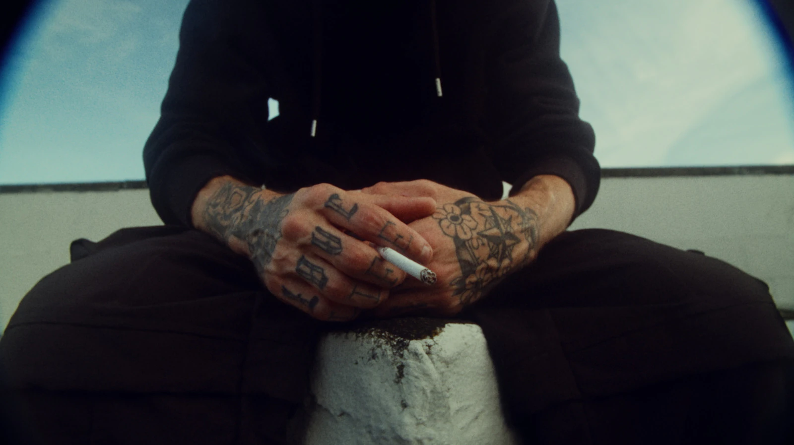 THUG — кадр 9