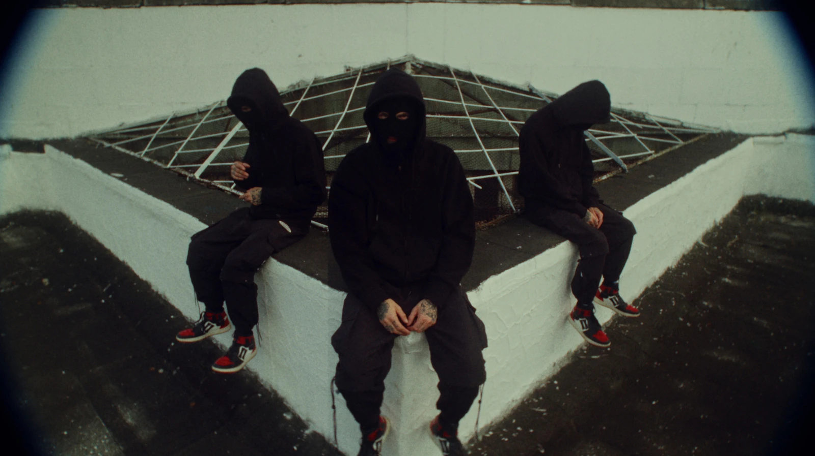 THUG — кадр 4